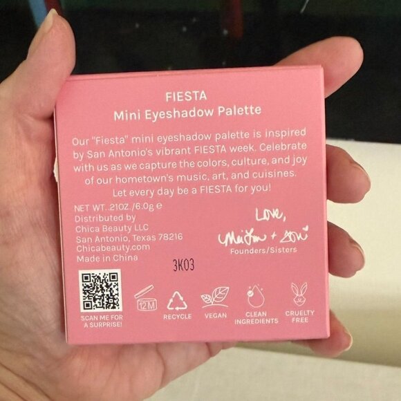 ChicaBeauty Travel Size Fiesta Mini Eyeshadow Palette 9 Earthy Colors Vegan - Picture 5 of 7